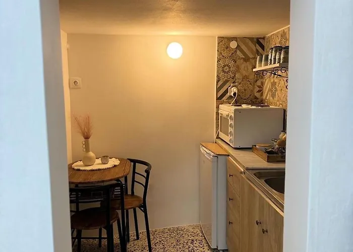 Nostalgia Traditional Skyros